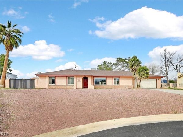 6304 Jennifer Court, Las Vegas, NV 89108