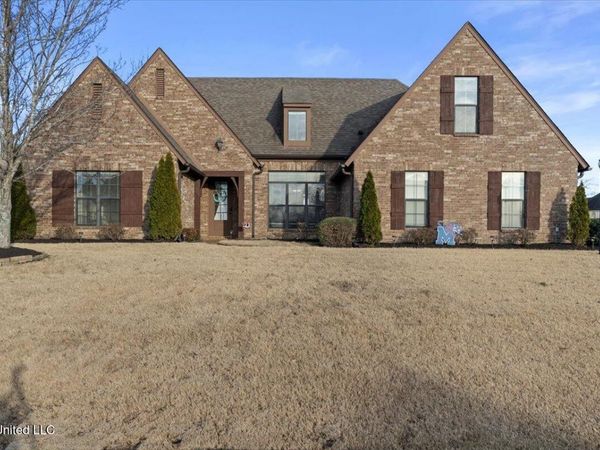 6780 Clarmore Drive, Olive Branch, MS 38654