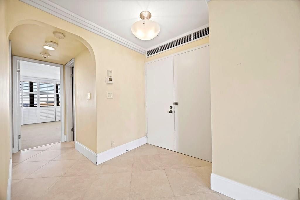 936 Intracoastal Drive, Unit 19F, Fort Lauderdale, FL 33304 Photo