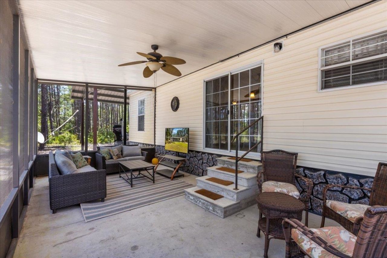 1421 Oak Pond Lane, Steinhatchee, FL 32359 Photo