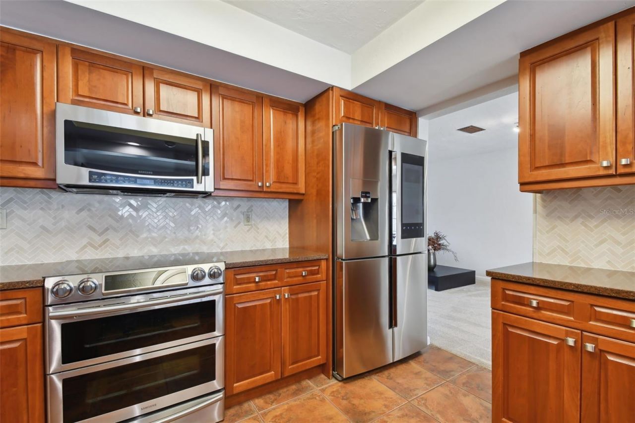 4328 40th Street S, Saint Petersburg, FL 33711 Photo