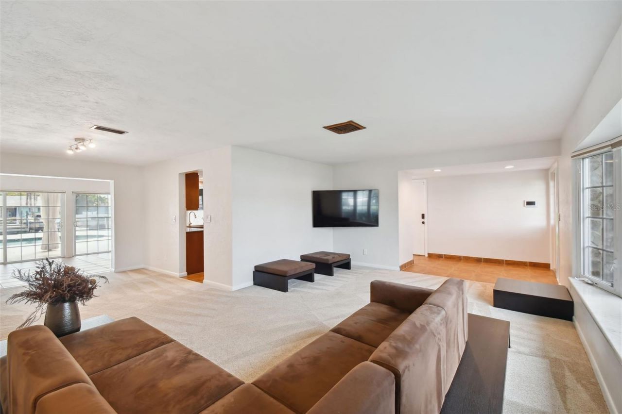 4328 40th Street S, Saint Petersburg, FL 33711 Photo