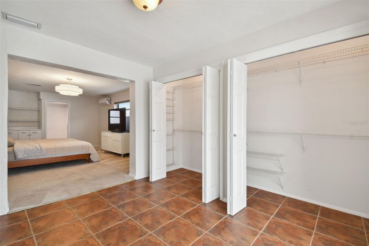 4328 40th Street S, Saint Petersburg, FL 33711 Photo