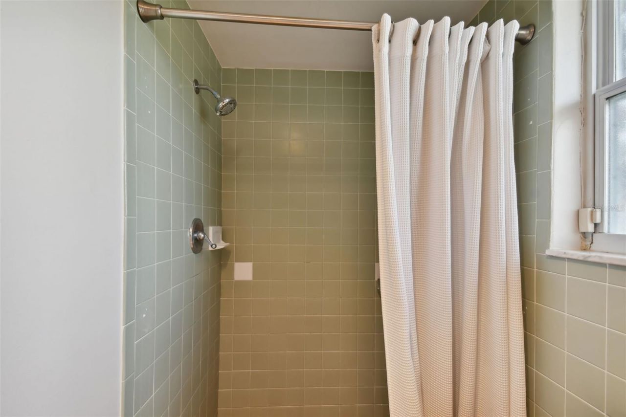 4328 40th Street S, Saint Petersburg, FL 33711 Photo