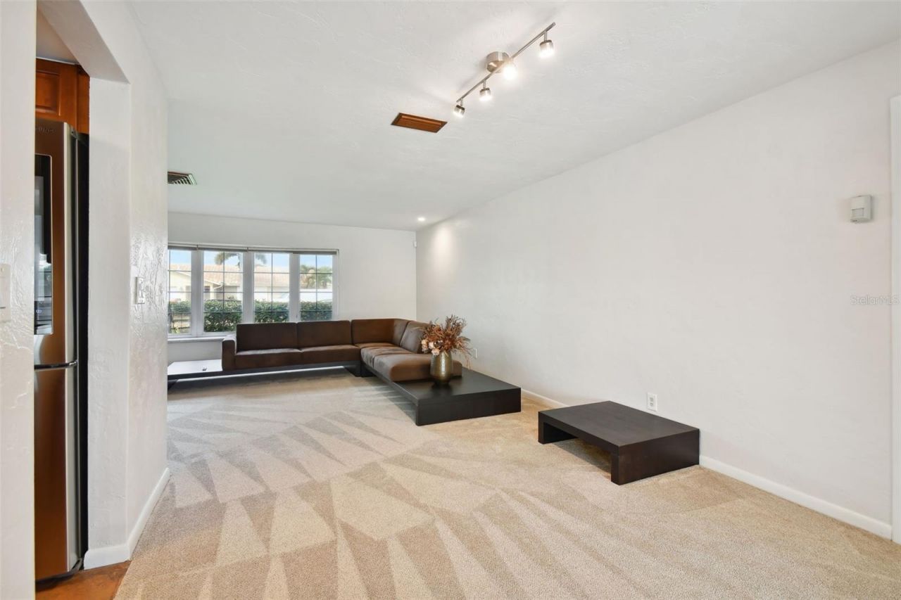 4328 40th Street S, Saint Petersburg, FL 33711 Photo