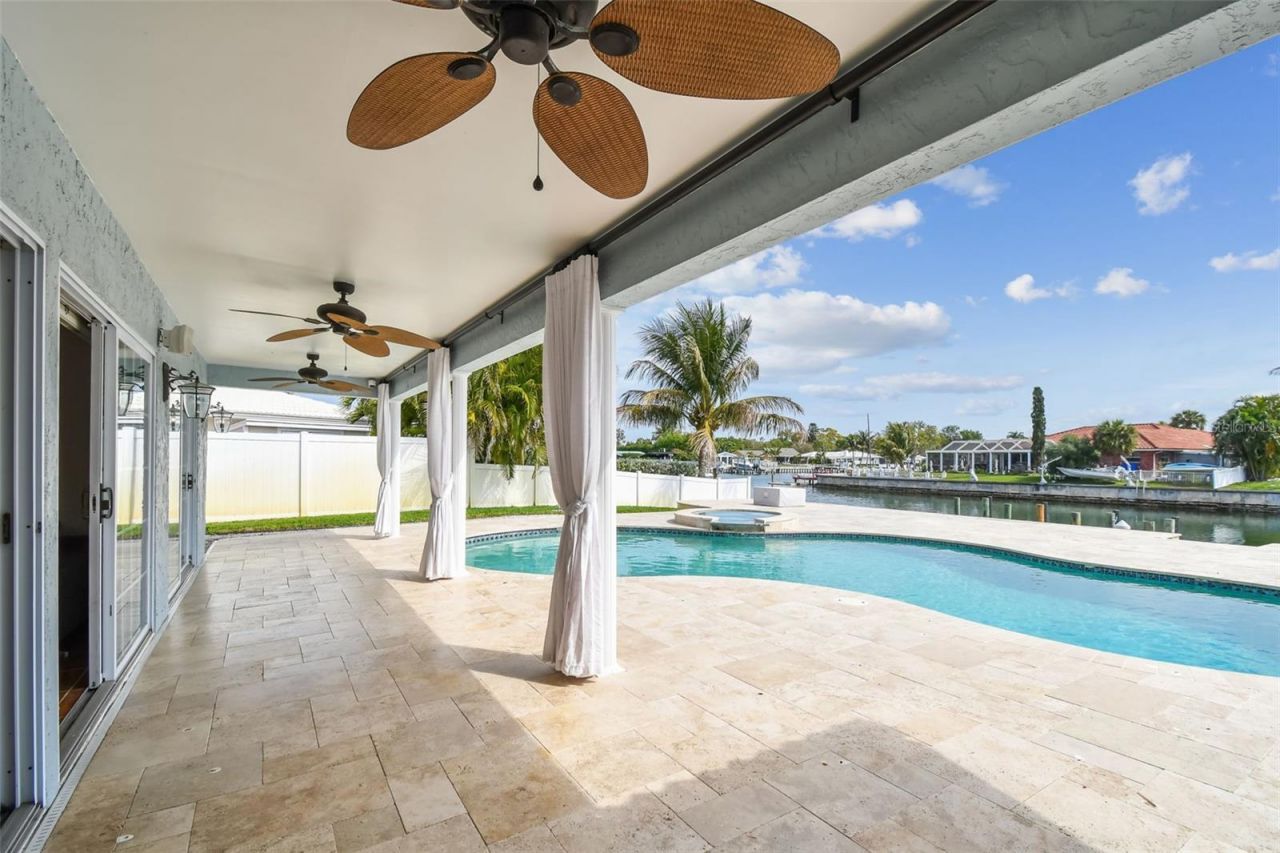 4328 40th Street S, Saint Petersburg, FL 33711 Photo