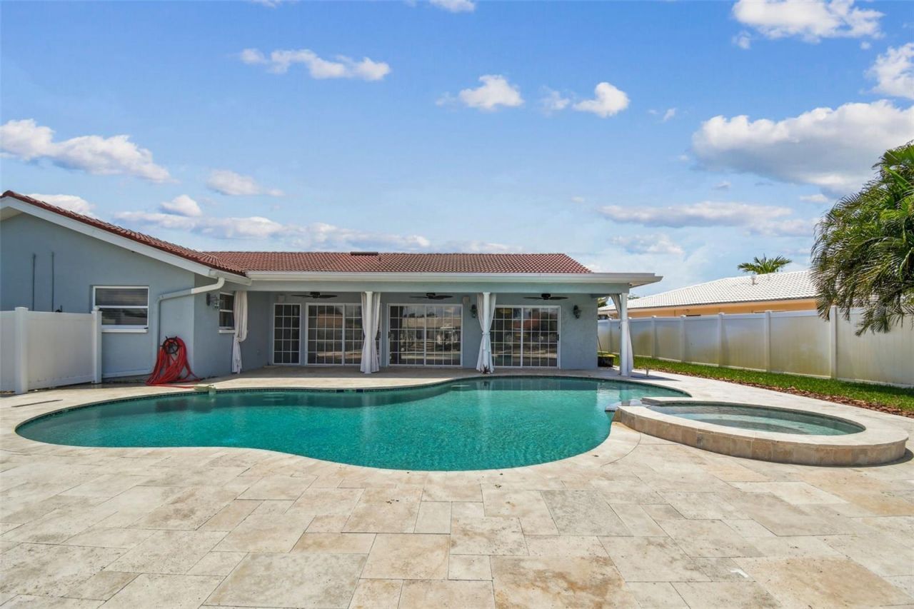 4328 40th Street S, Saint Petersburg, FL 33711 Photo