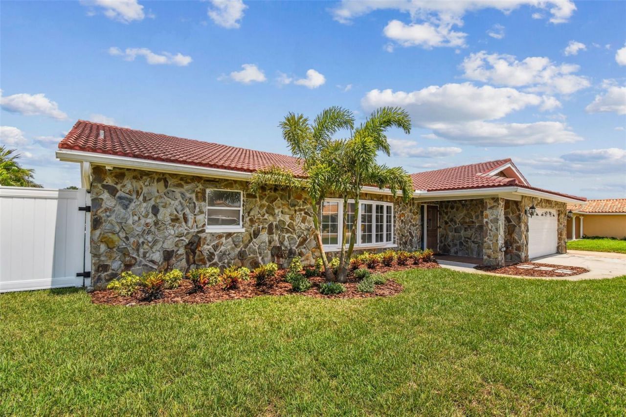 4328 40th Street S, Saint Petersburg, FL 33711 Photo