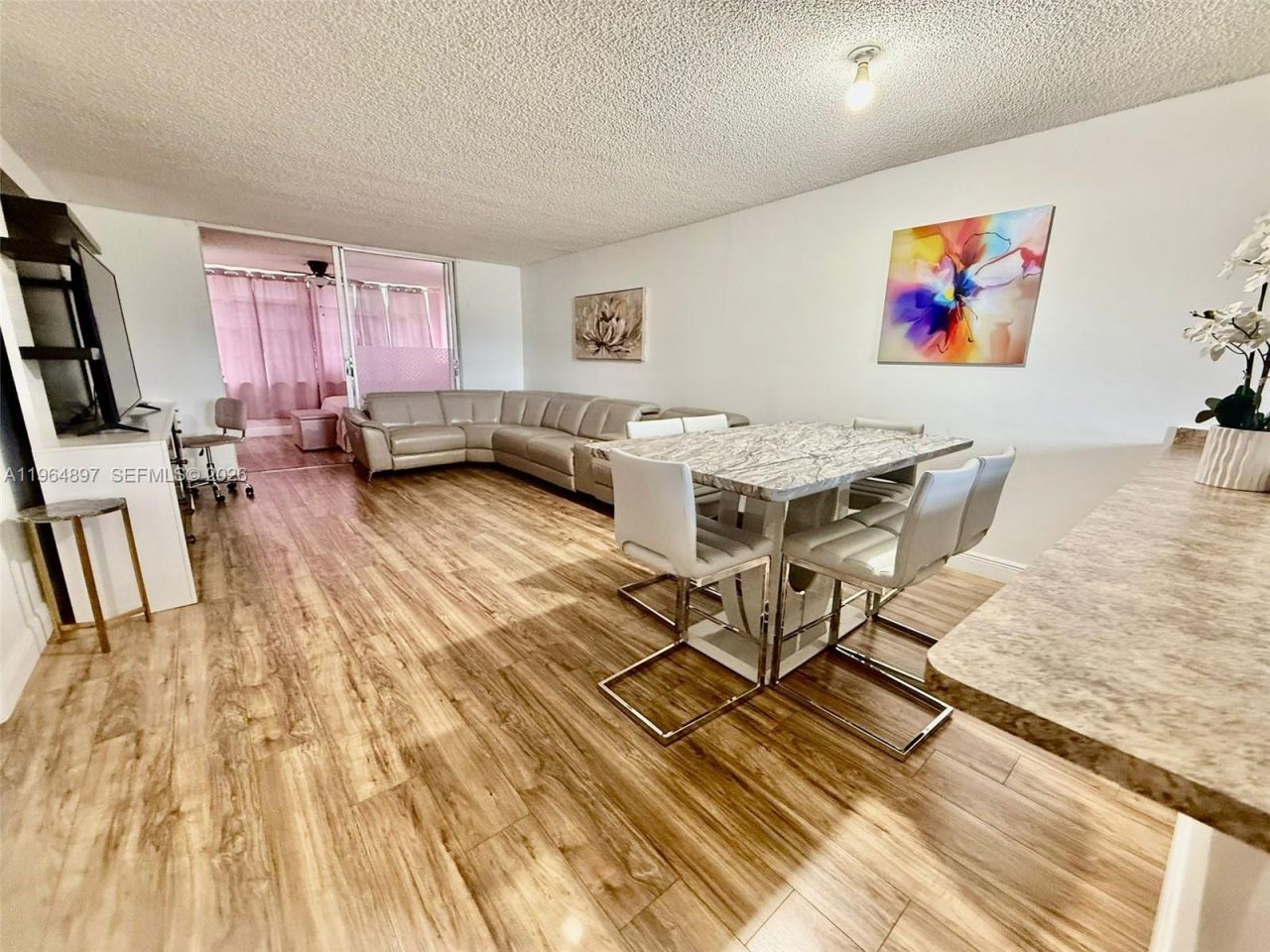 445 NE 195th St, Unit 429, Miami, FL 33179 Photo