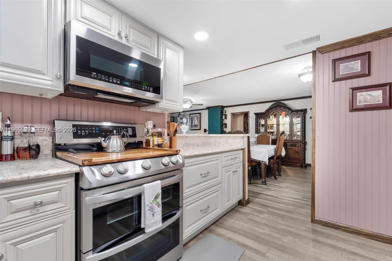 1500 S Ocean Dr , Unit 2G, Hollywood, FL 33019 Photo