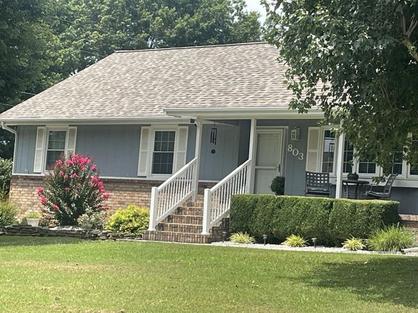 803 Hickory Street, Cassville, MO 65625