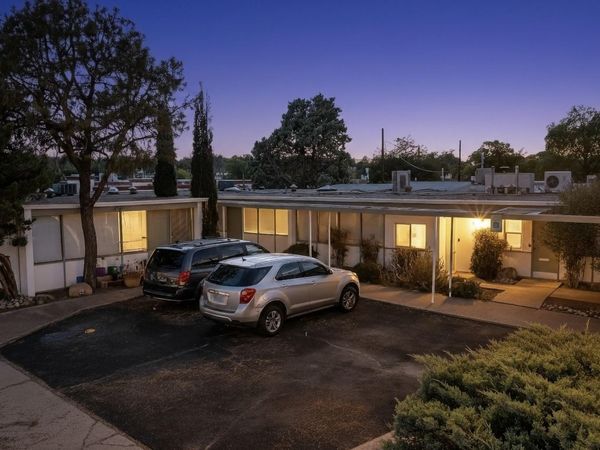 301 Graceland Drive SE, Albuquerque, NM 87108