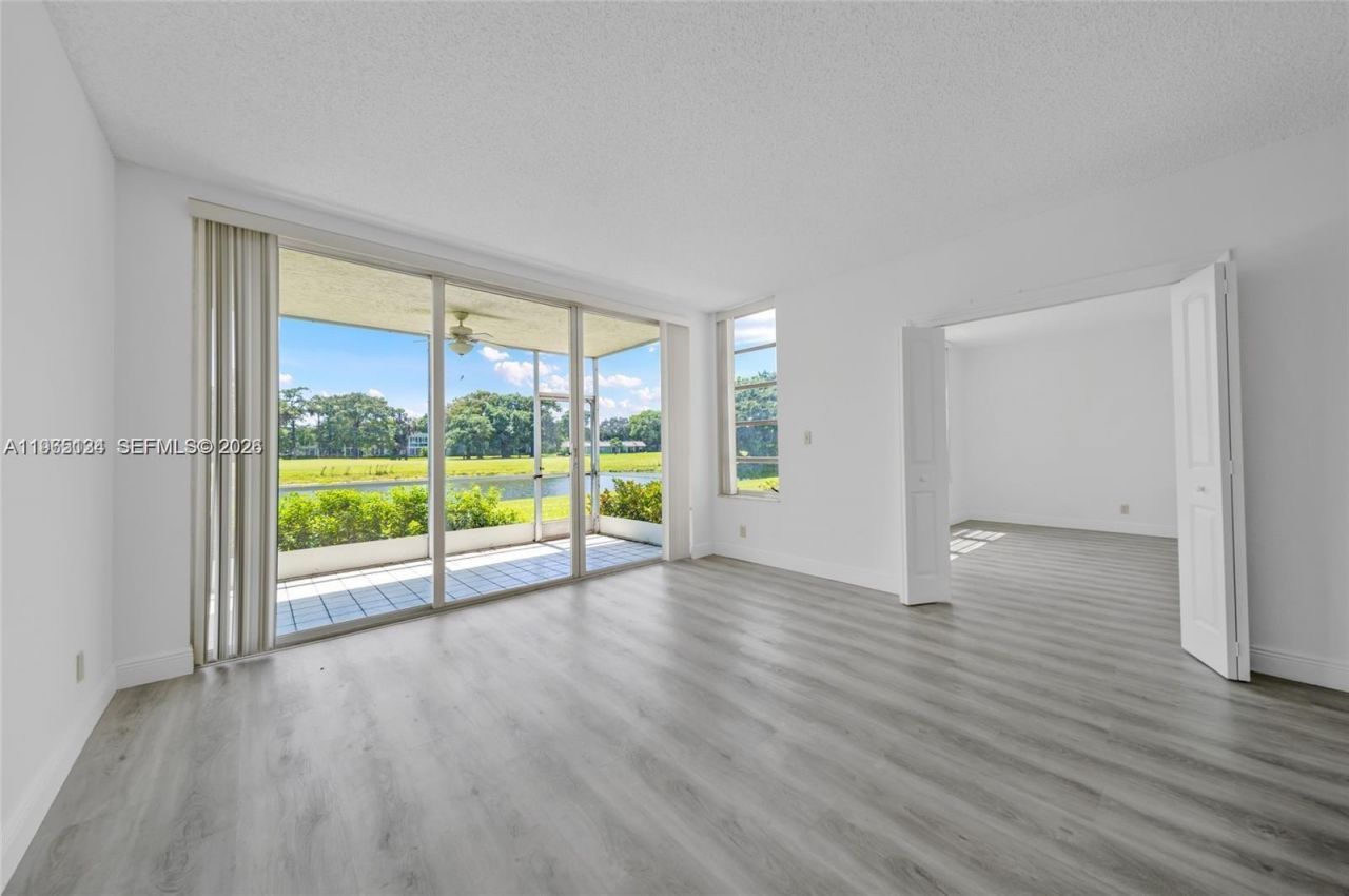 4030 W Palm Aire Dr, Unit 104, Pompano Beach, FL 33069 Photo