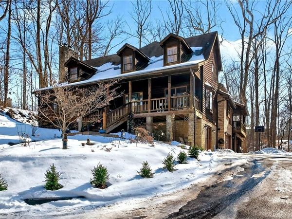 2810 E Spring Valley Pike, Dayton, OH 45458