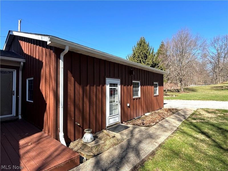 5288 Wheathill Road, East Palestine, OH 44413 Photo 3