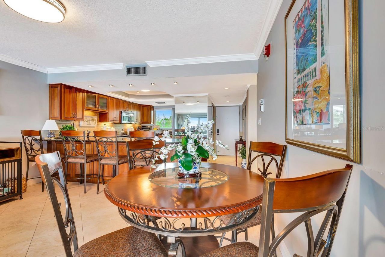 1510 1st Avenue W, Unit 402, Bradenton, FL 34205 Photo