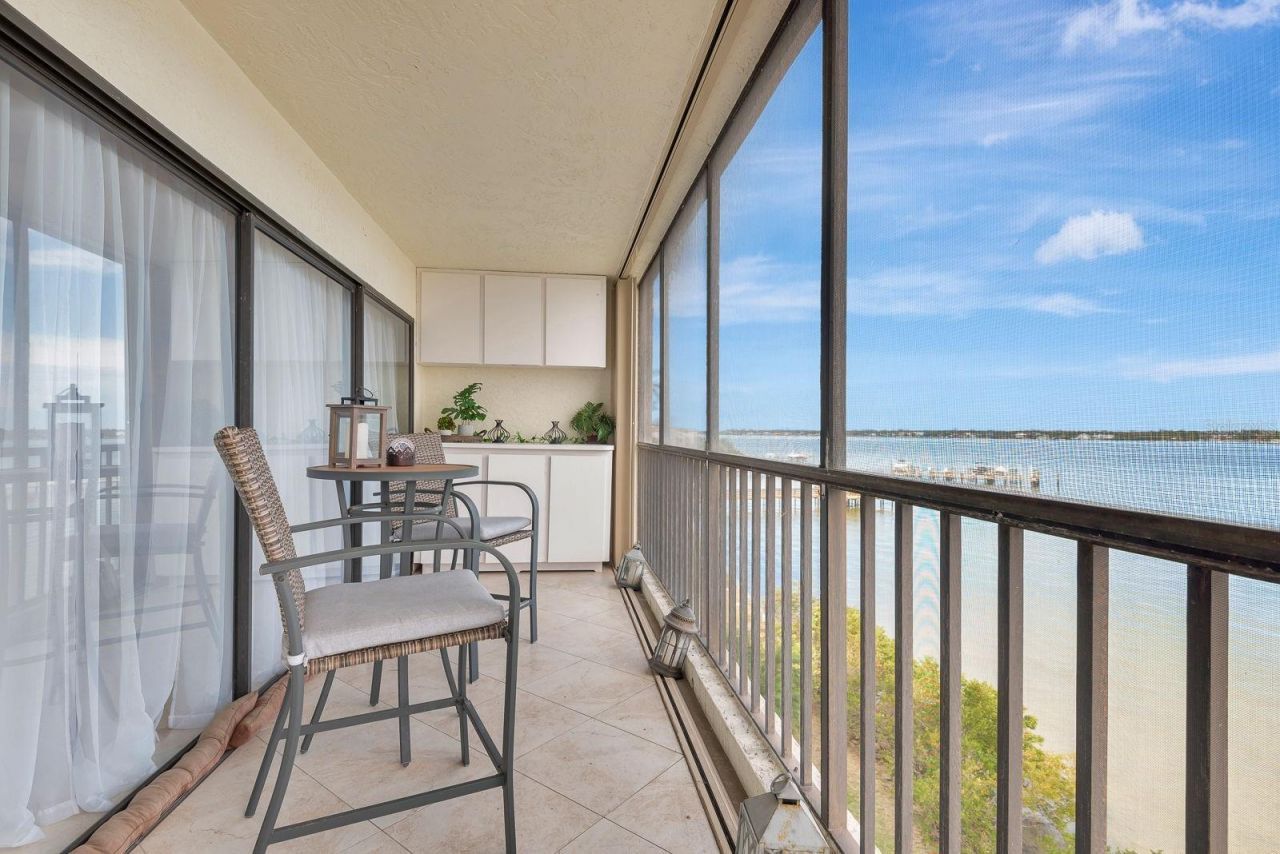 1510 1st Avenue W, Unit 402, Bradenton, FL 34205 Photo