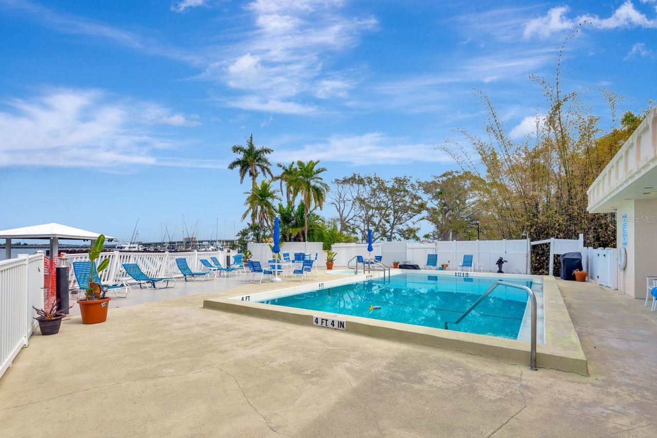 1510 1st Avenue W, Unit 402, Bradenton, FL 34205 Photo