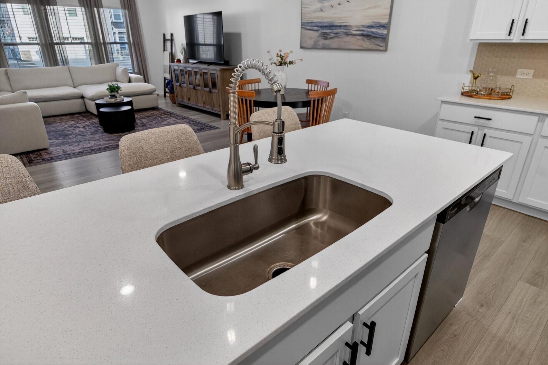 318 Surfbird Road Photo 9