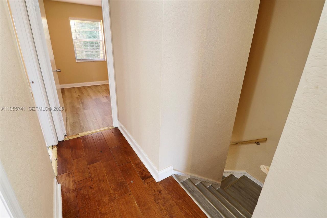 5975 NW 25th Ct, Unit 213, Sunrise, FL 33313 Photo
