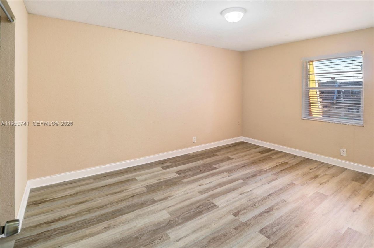 5975 NW 25th Ct, Unit 213, Sunrise, FL 33313 Photo