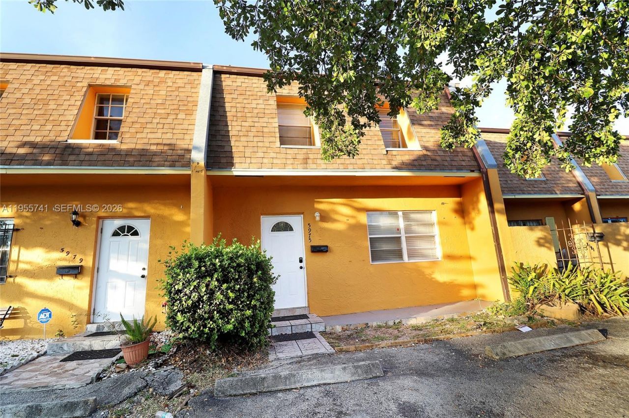 5975 NW 25th Ct , Unit 213, Sunrise, FL 33313 Photo