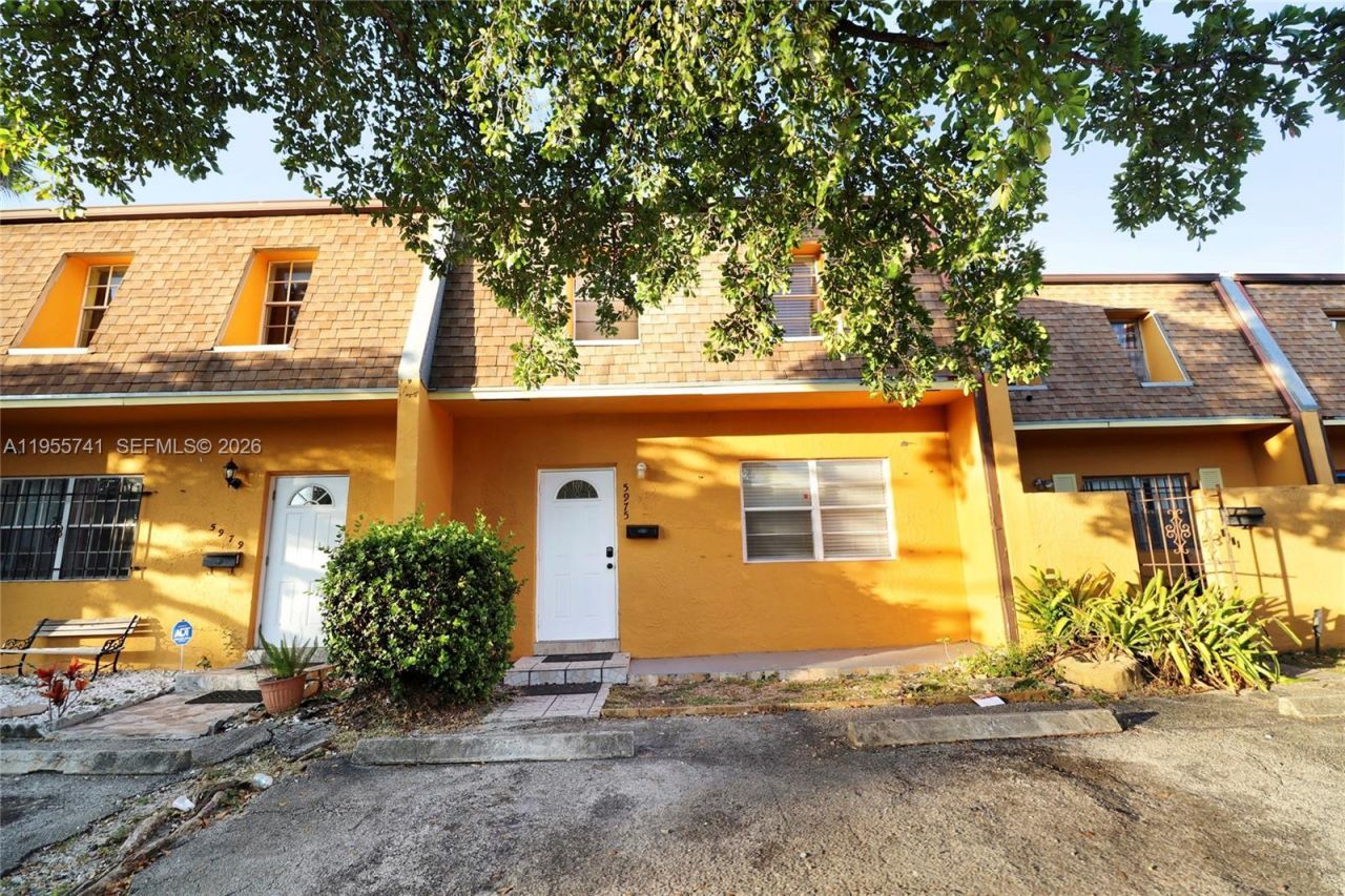 5975 NW 25th Ct, Unit 213, Sunrise, FL 33313 Photo