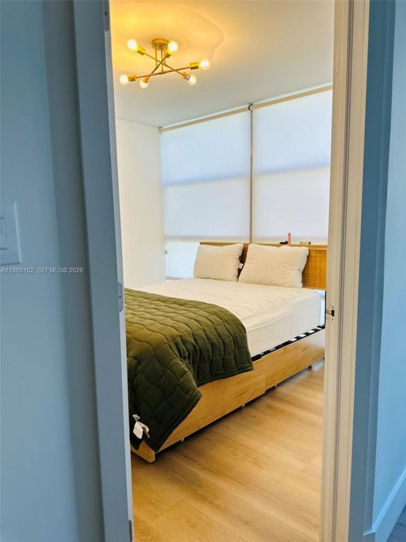 851 Three Islands Blvd, Unit 210, Hallandale Beach, FL 33009 Photo