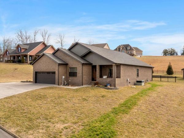 1838 Ally Lane, Sevierville, TN 37876