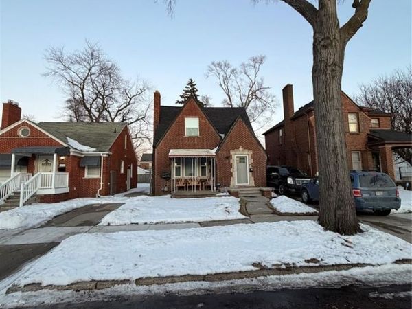 16890 Manor Street, Detroit, MI 48221