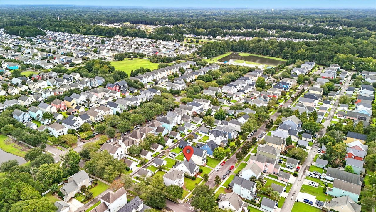 203 Hydrangea Street Photo 42