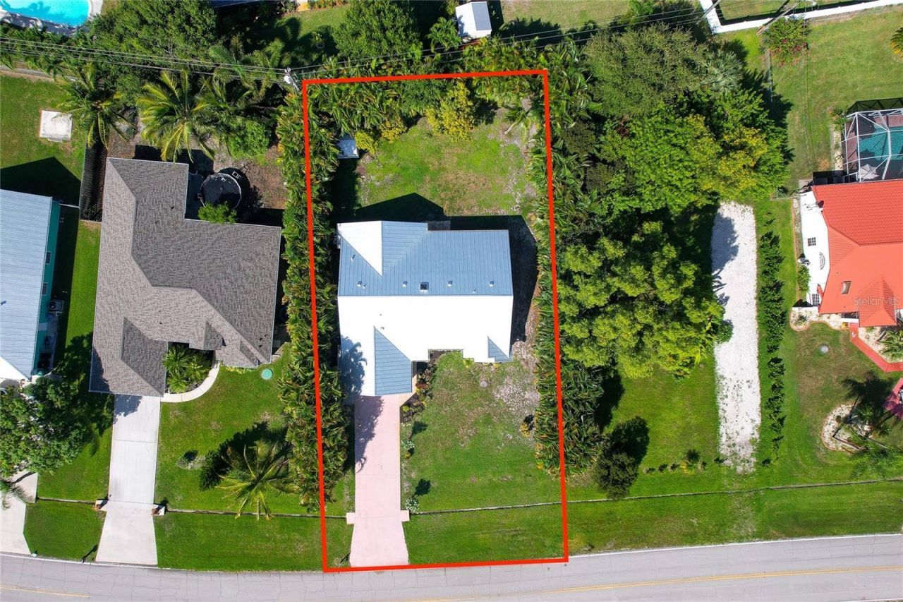 1785 SE Berkshire Boulevard, Port Saint Lucie, FL 34952 Photo