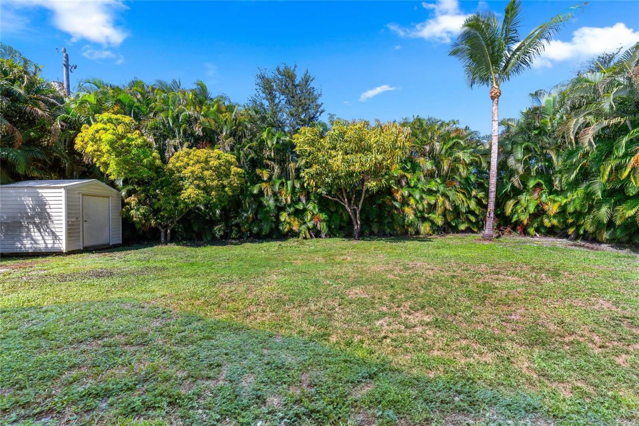1785 SE Berkshire Boulevard, Port Saint Lucie, FL 34952 Photo