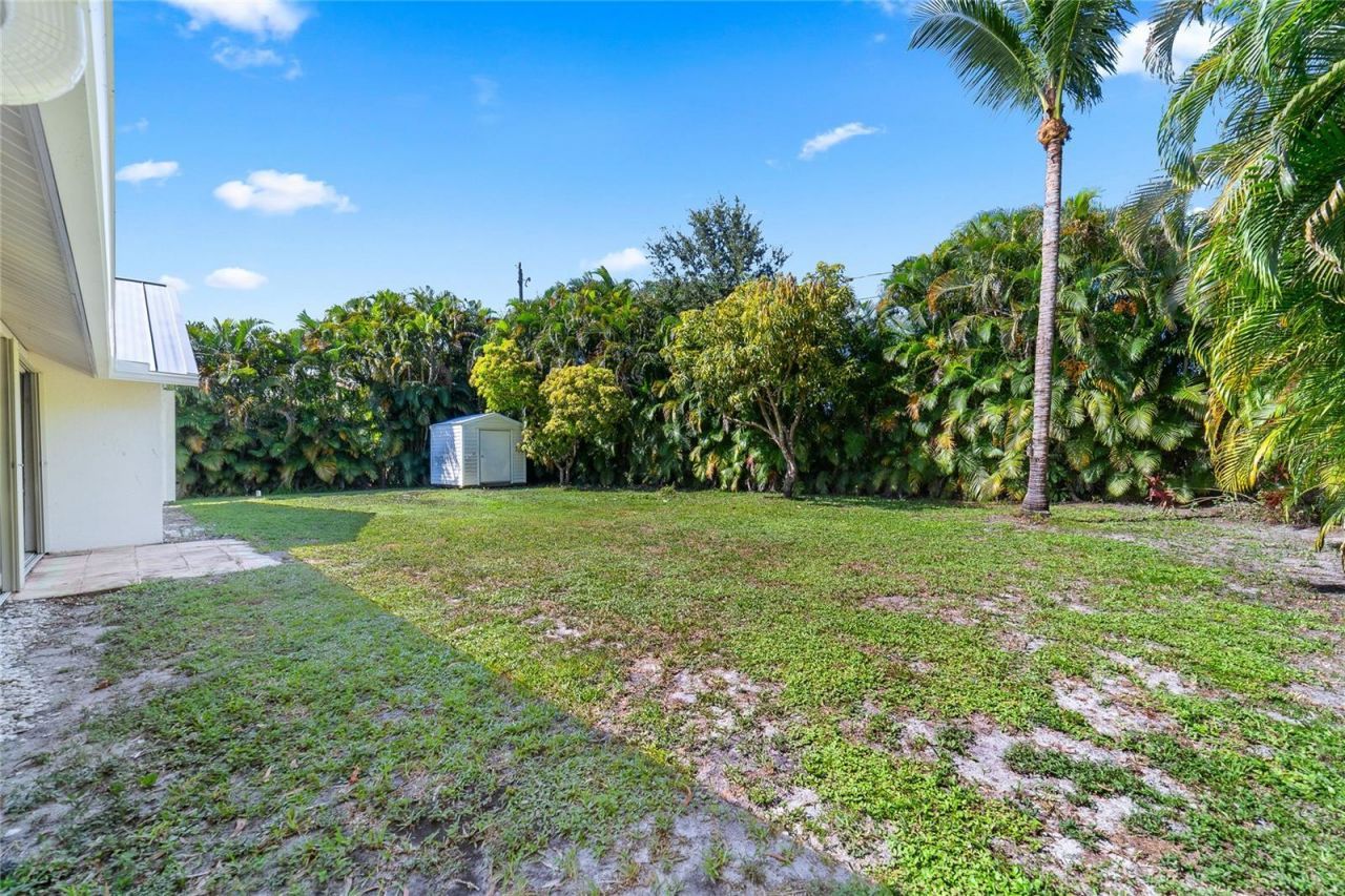 1785 SE Berkshire Boulevard, Port Saint Lucie, FL 34952 Photo