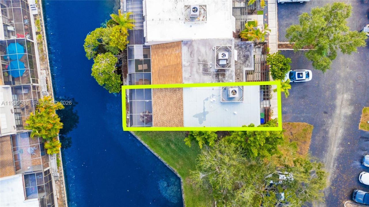 1523 NW 113th Way, Pembroke Pines, FL 33026 Photo