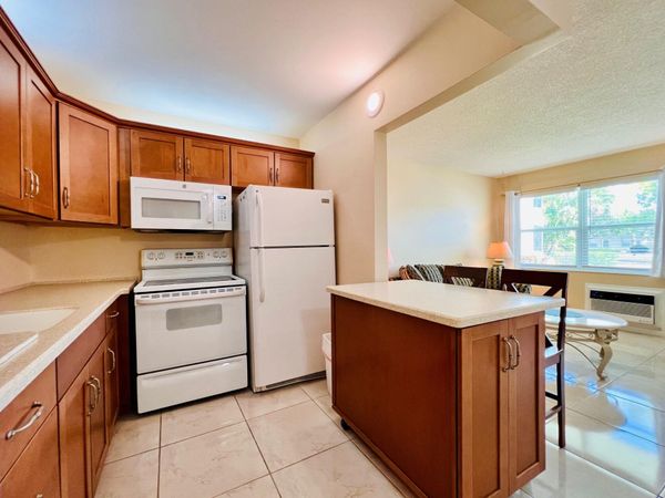 312 Northampton P, West Palm Beach, FL 33417
