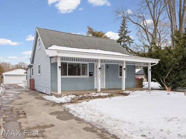 561 Andresen Court, Hazel Park, MI 48030