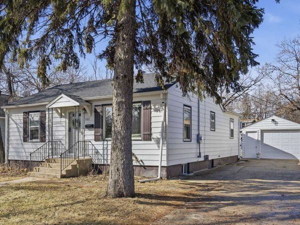 1101 12th Street S, Moorhead, MN 56560