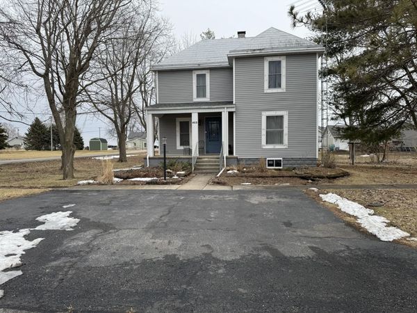 403 S Chestnut Street, Earl Park, IN 47942