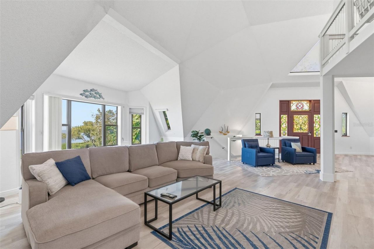 1074 Point Seaside, Crystal Beach, FL 34681 Photo