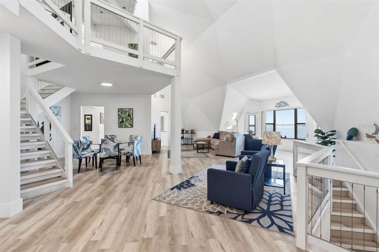 1074 Point Seaside, Crystal Beach, FL 34681 Photo