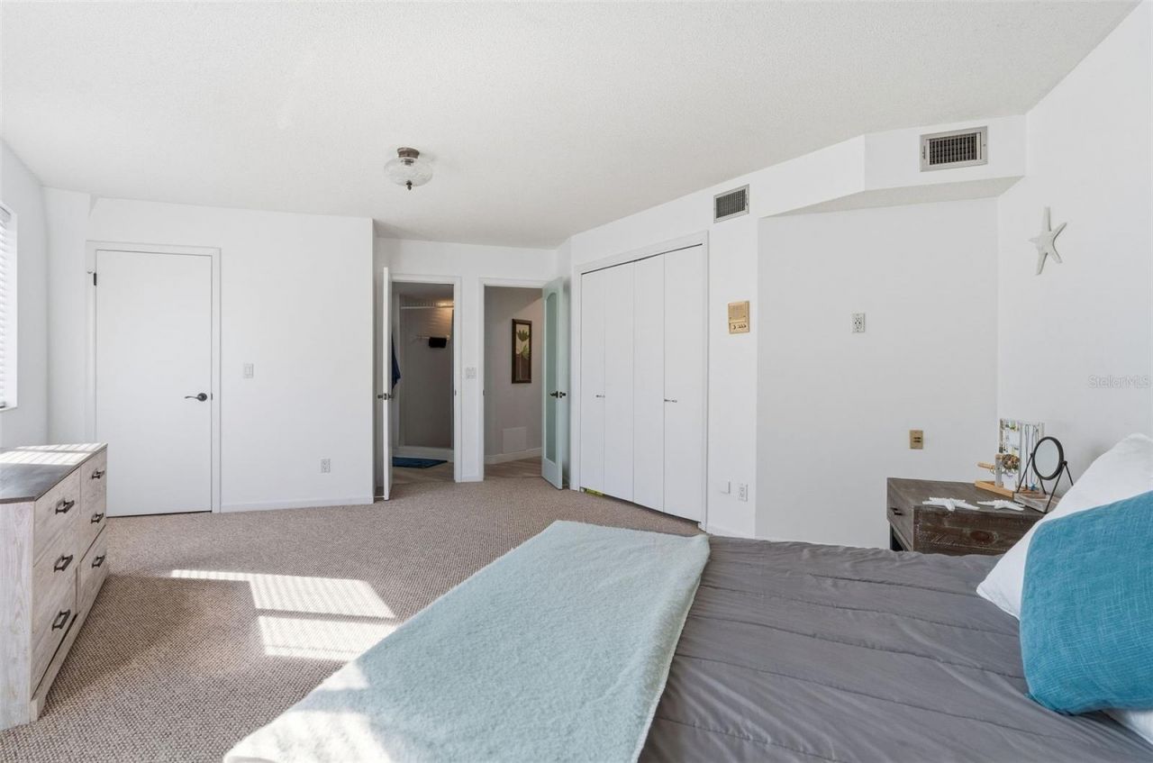 1074 Point Seaside, Crystal Beach, FL 34681 Photo