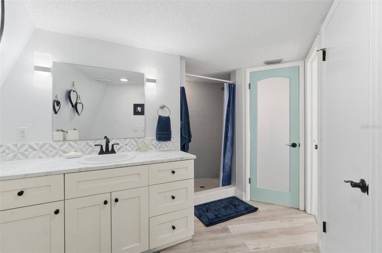 1074 Point Seaside, Crystal Beach, FL 34681 Photo