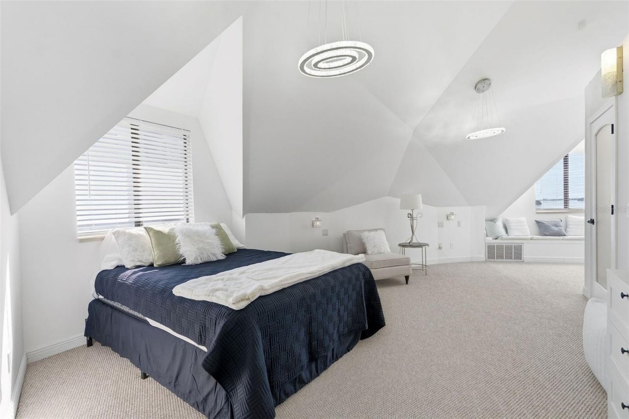 1074 Point Seaside, Crystal Beach, FL 34681 Photo