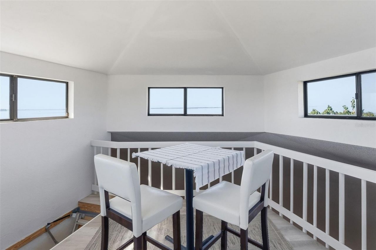 1074 Point Seaside, Crystal Beach, FL 34681 Photo