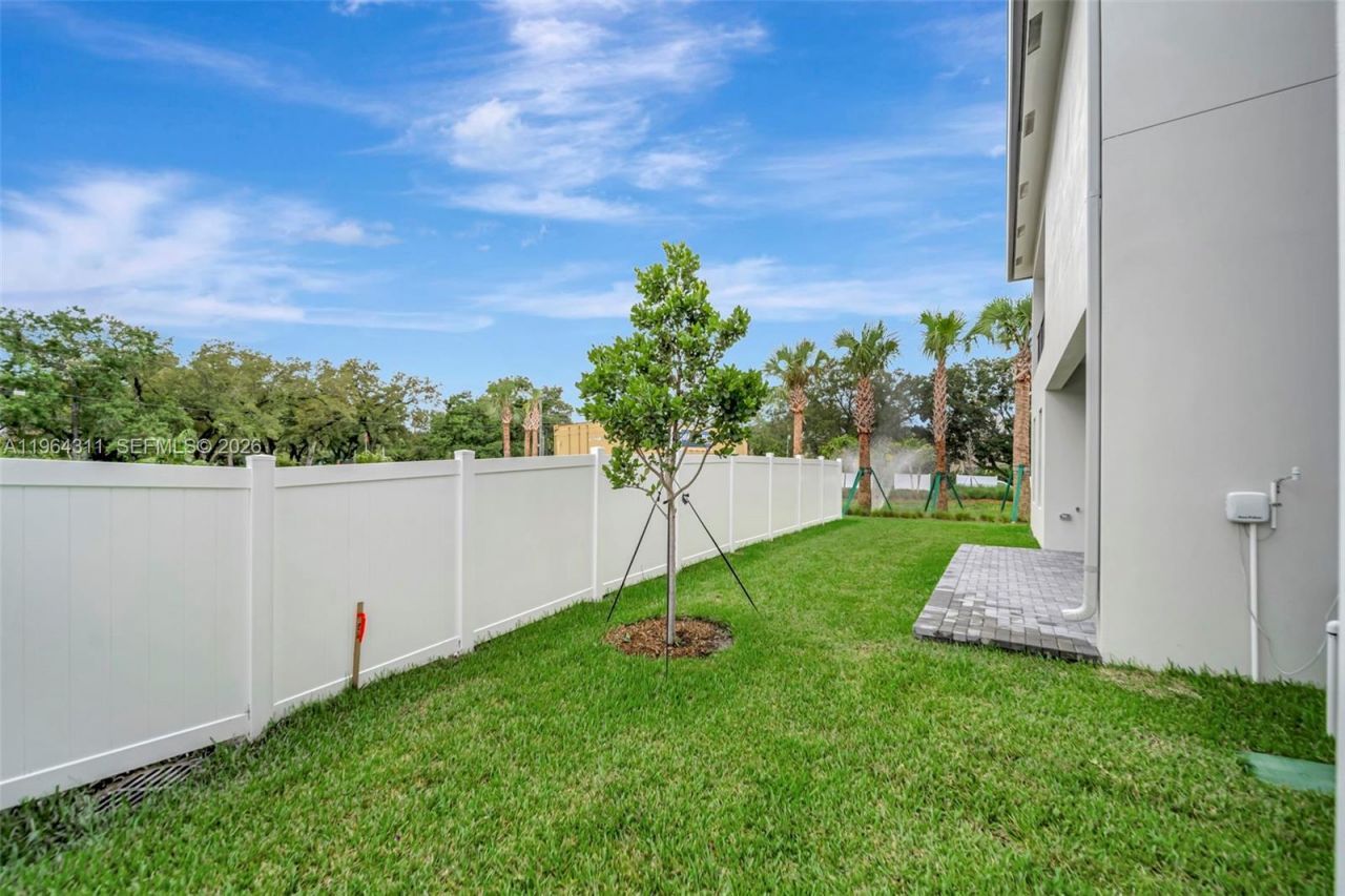 1454 SW 23rd St, Fort Lauderdale, FL 33315 Photo