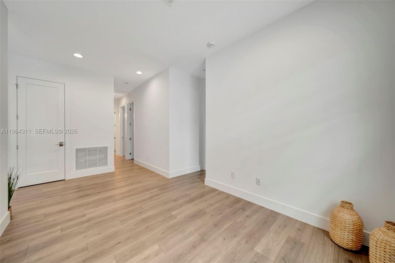 1454 SW 23rd St, Fort Lauderdale, FL 33315 Photo