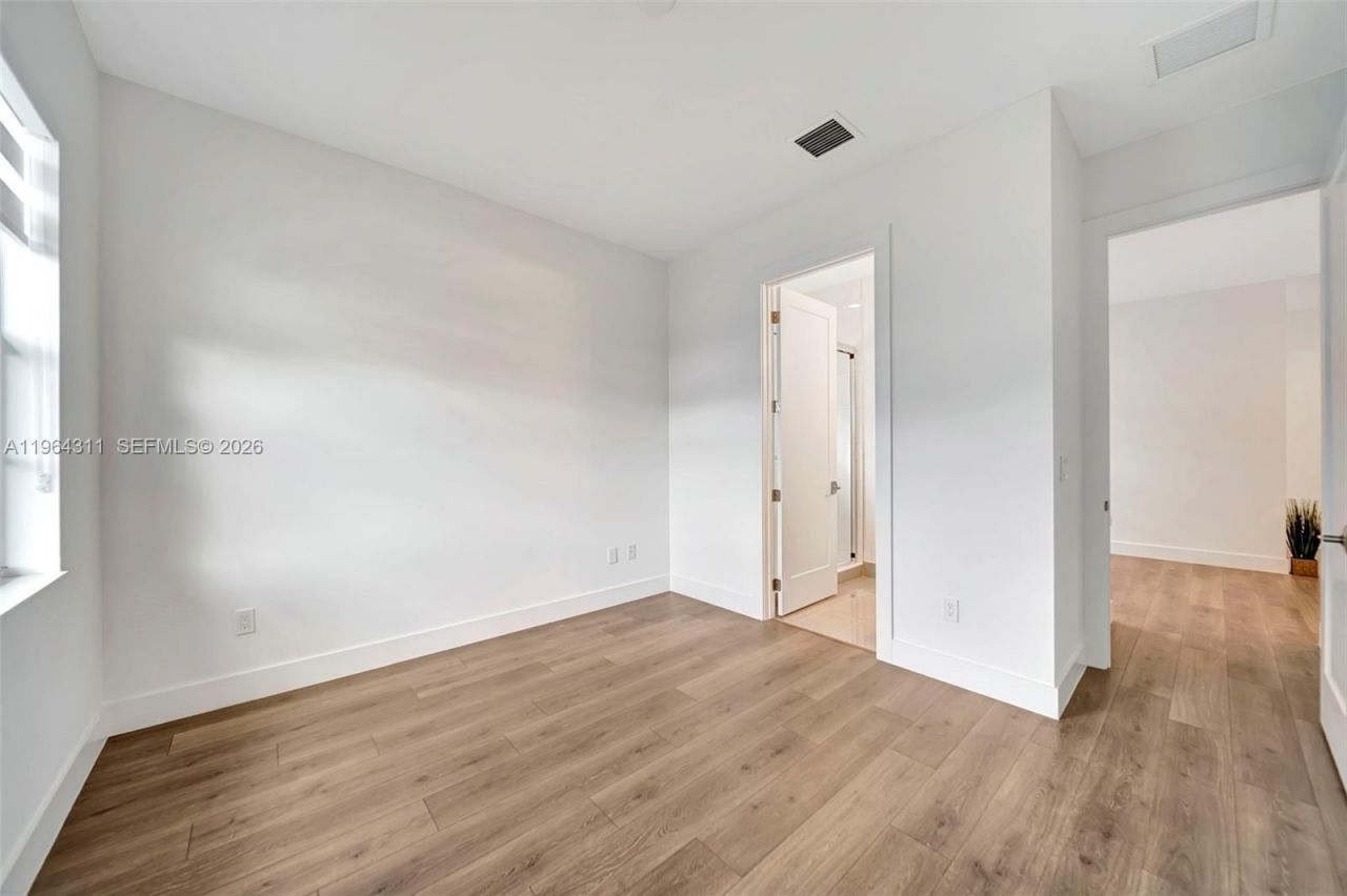 1454 SW 23rd St, Fort Lauderdale, FL 33315 Photo