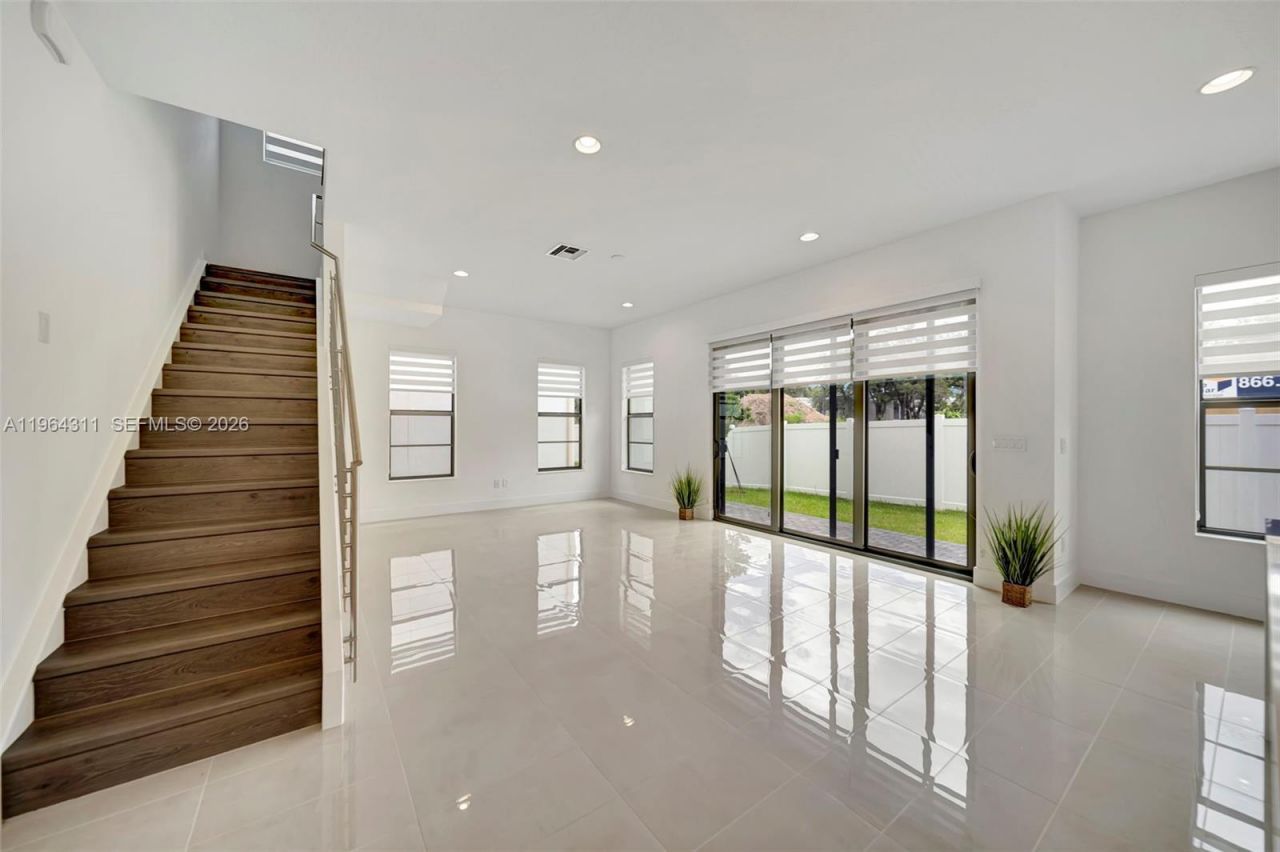 1454 SW 23rd St, Fort Lauderdale, FL 33315 Photo