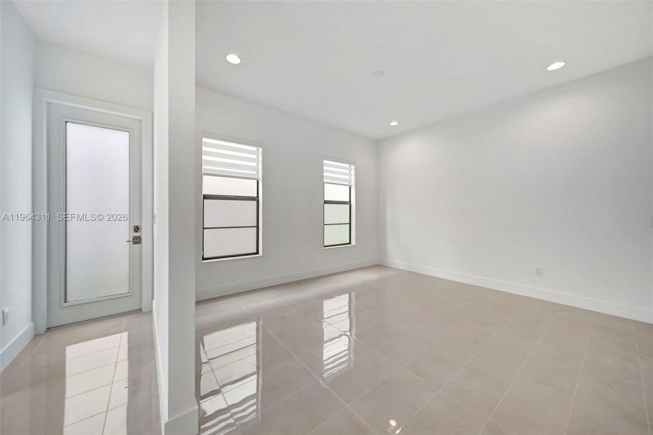 1454 SW 23rd St, Fort Lauderdale, FL 33315 Photo